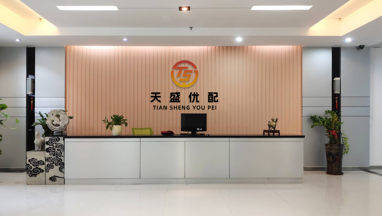恒瑞行配资 分秒必争！世体：阿隆索与球员一同训练 在世俱杯前抓紧灌输战术